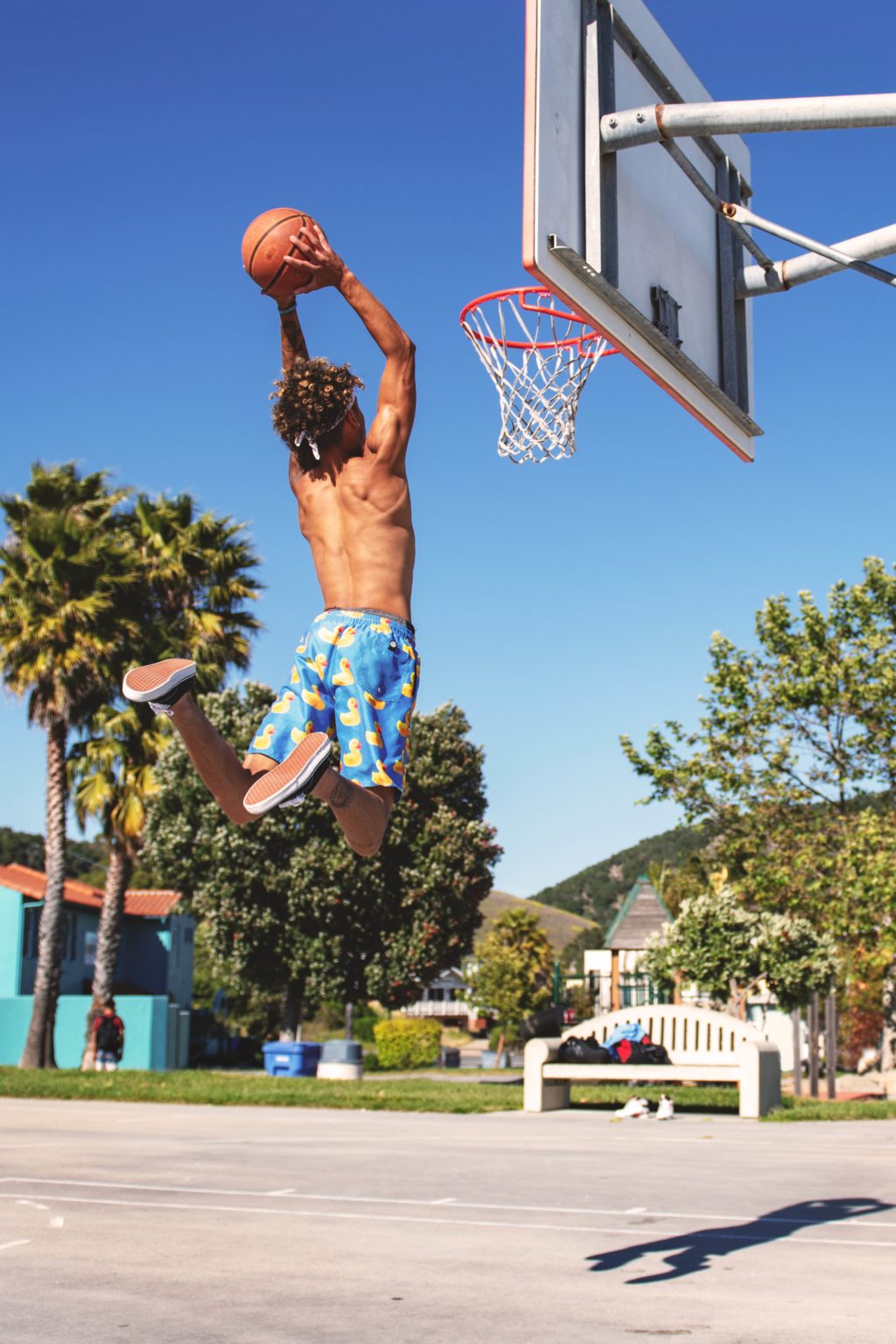 Hoops Addict player dunking