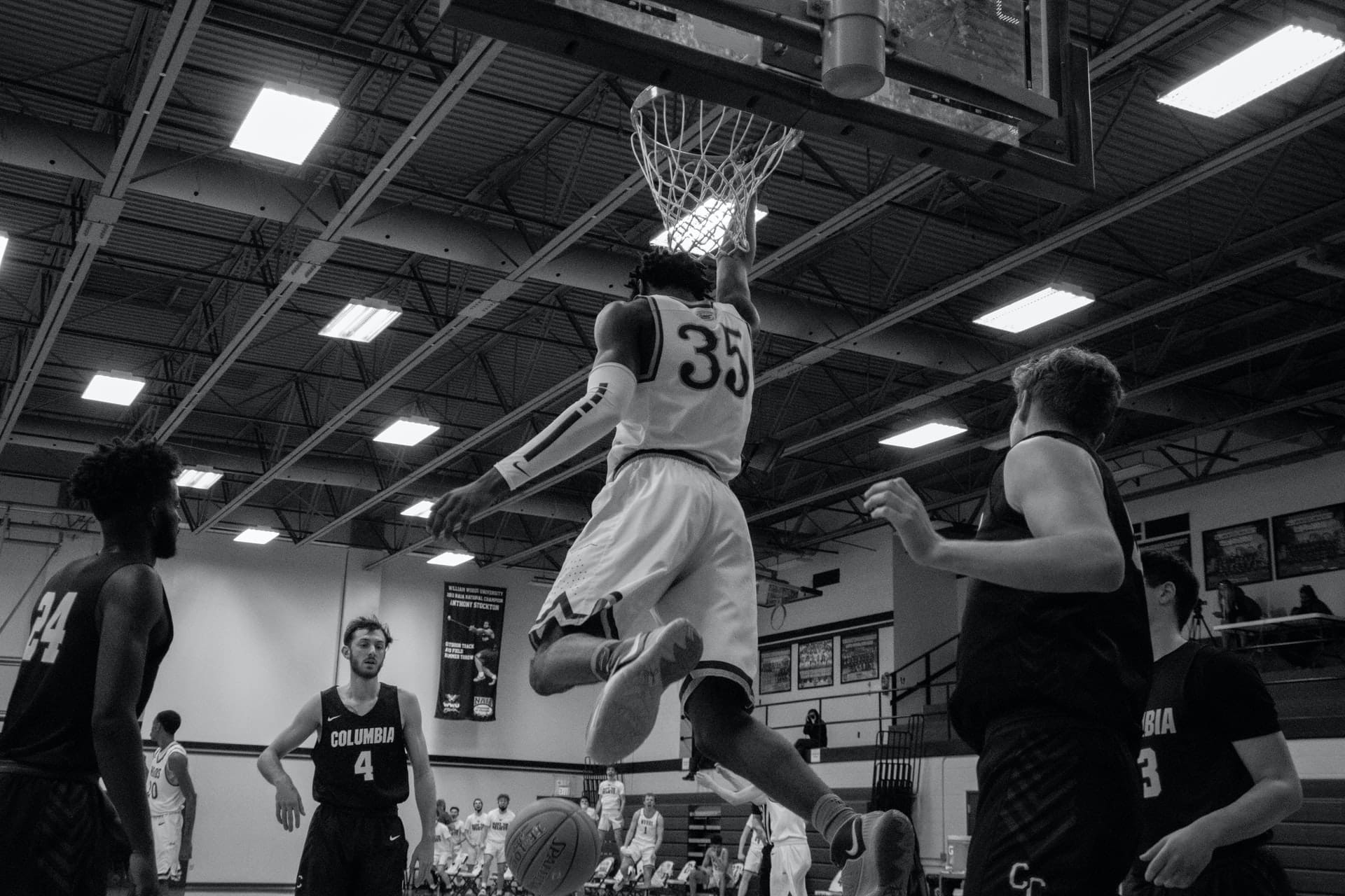 D2 vs. D3 Basketball Hoops Addict