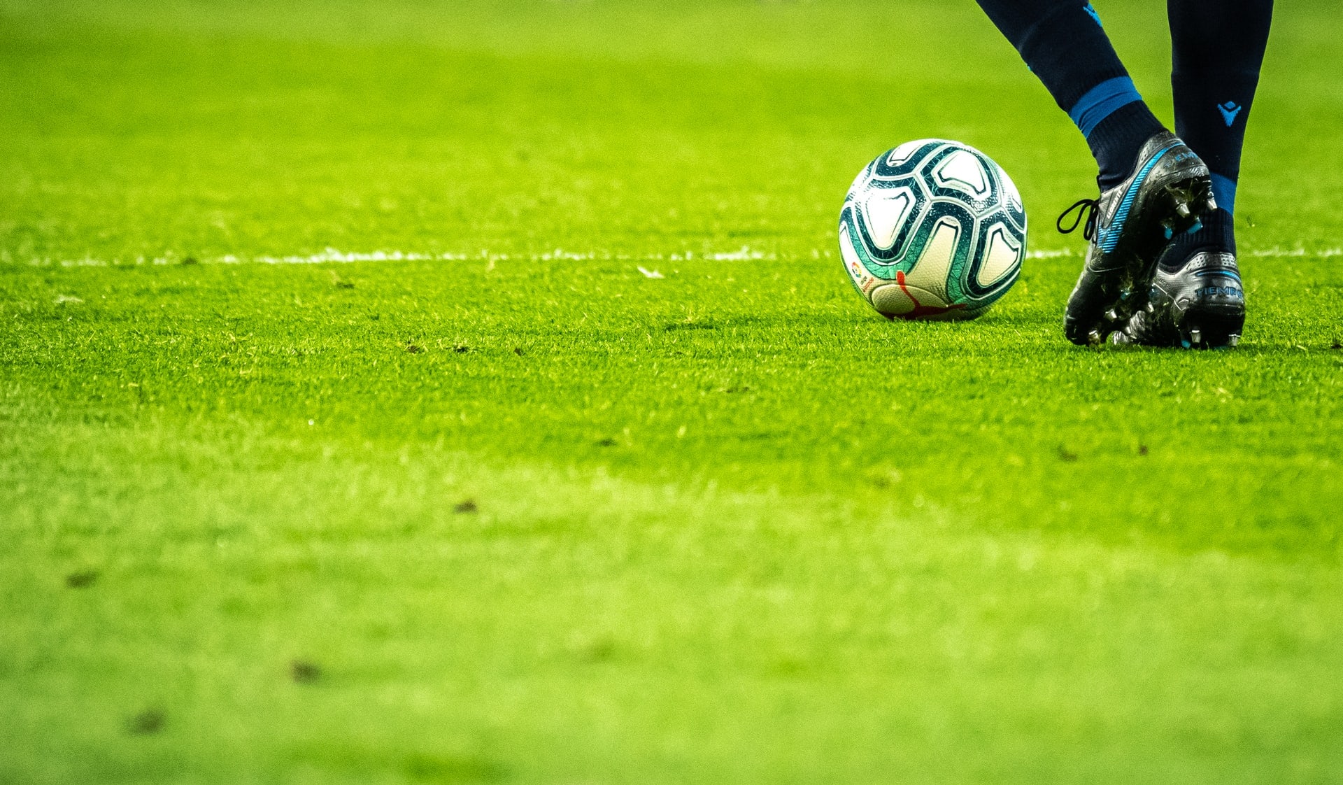 Basketball vs. Soccer Which is Harder? Hoops Addict Basketball vs. Soccer Which is Harder? Hoops Addict