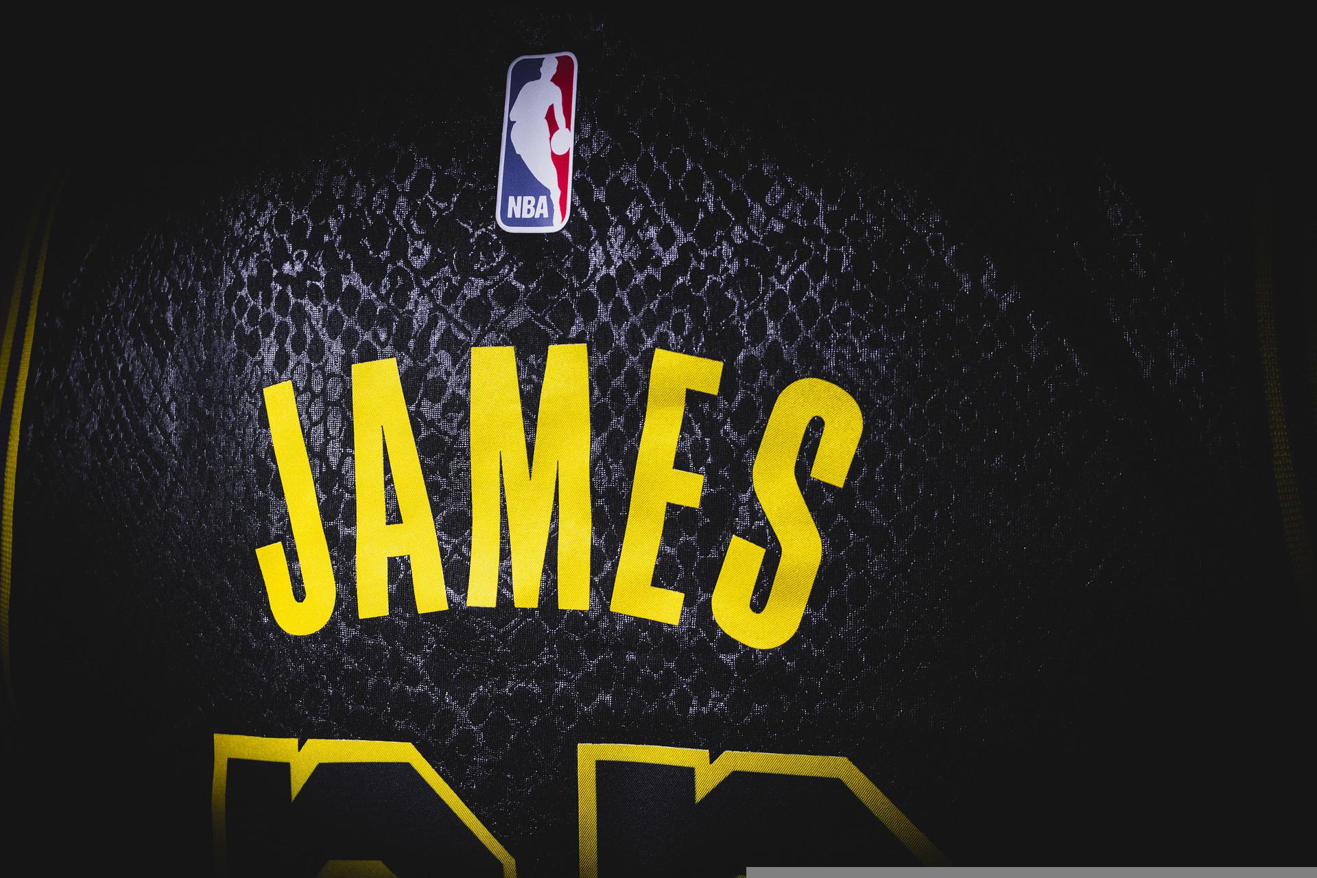 Capitán Brie aceleración Tacón Nike NBA Players: Who Wears Them on the Court? | Hoops Addict