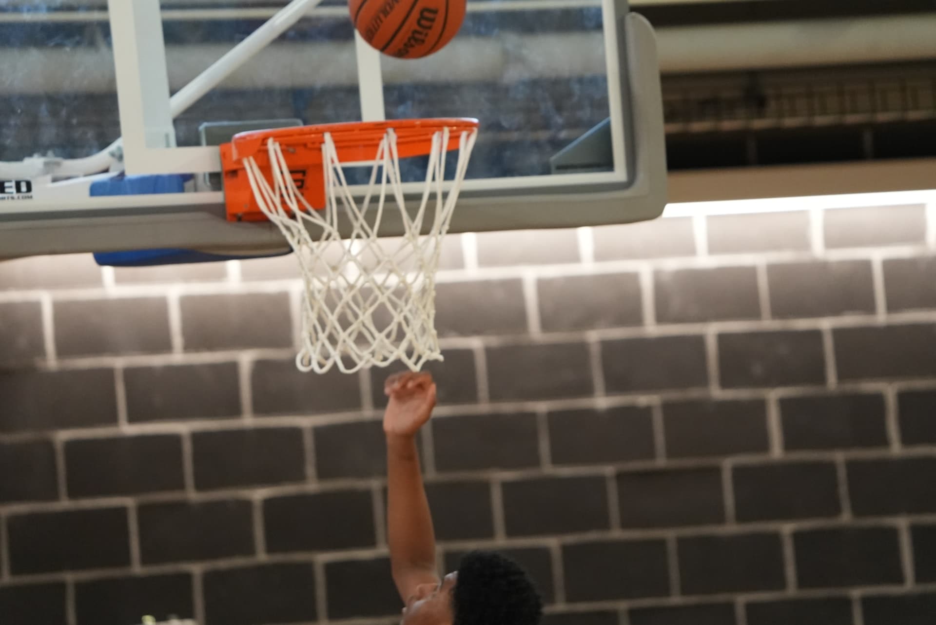 muggsy bogues dunk